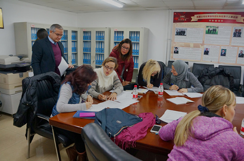A Cultural Exchange Experience: Sanlitun DRC Property Management Department Provides Chinese Language Training
